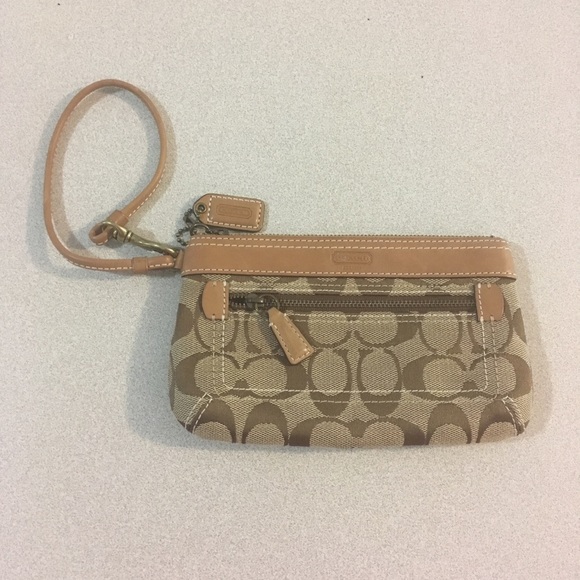 Coach Handbags - Coach | Brown and Tan Zipper Wristlet Coach Handbags - Coach | Brown and Tan Zipper Wristlet